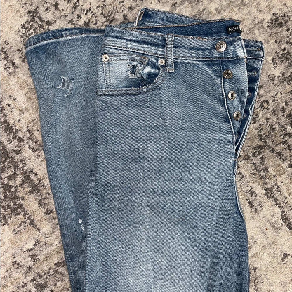 Fashion Nova Cropped High Waisted Jeans Size 11/30
